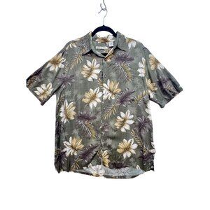Batik Bay Mens Aloha Hawaiian Button Up Shirt Size M Green Tropical Short Sleeve
